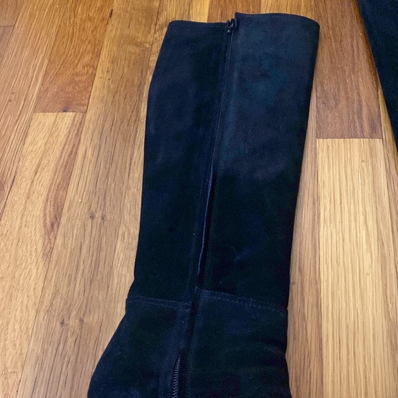 Chuckies Women’s Black Velvet Heeled Knee High Boots Size 37.5 - Picture 3 of 10